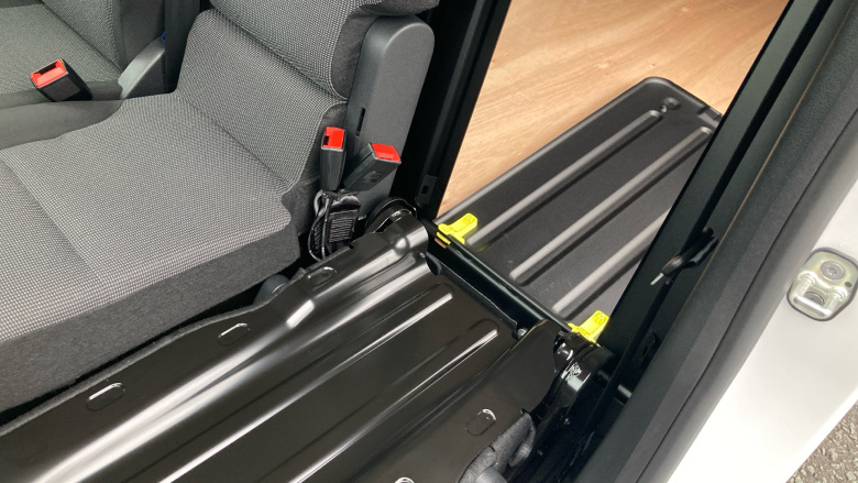 Peugeot Partner Standard Diesel 1.5 BlueHDi 100 Asphalt Van